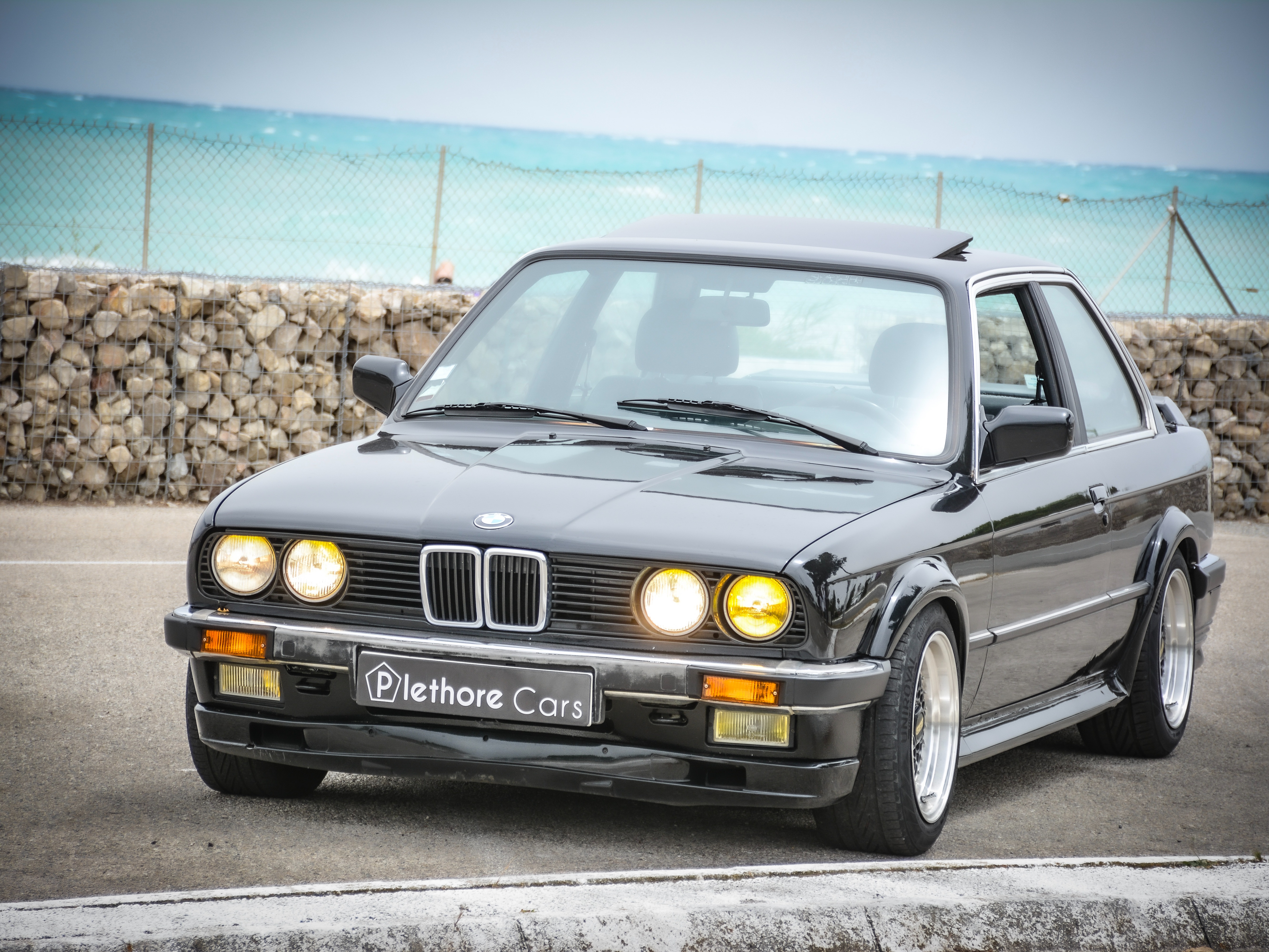 BMW 323i E30