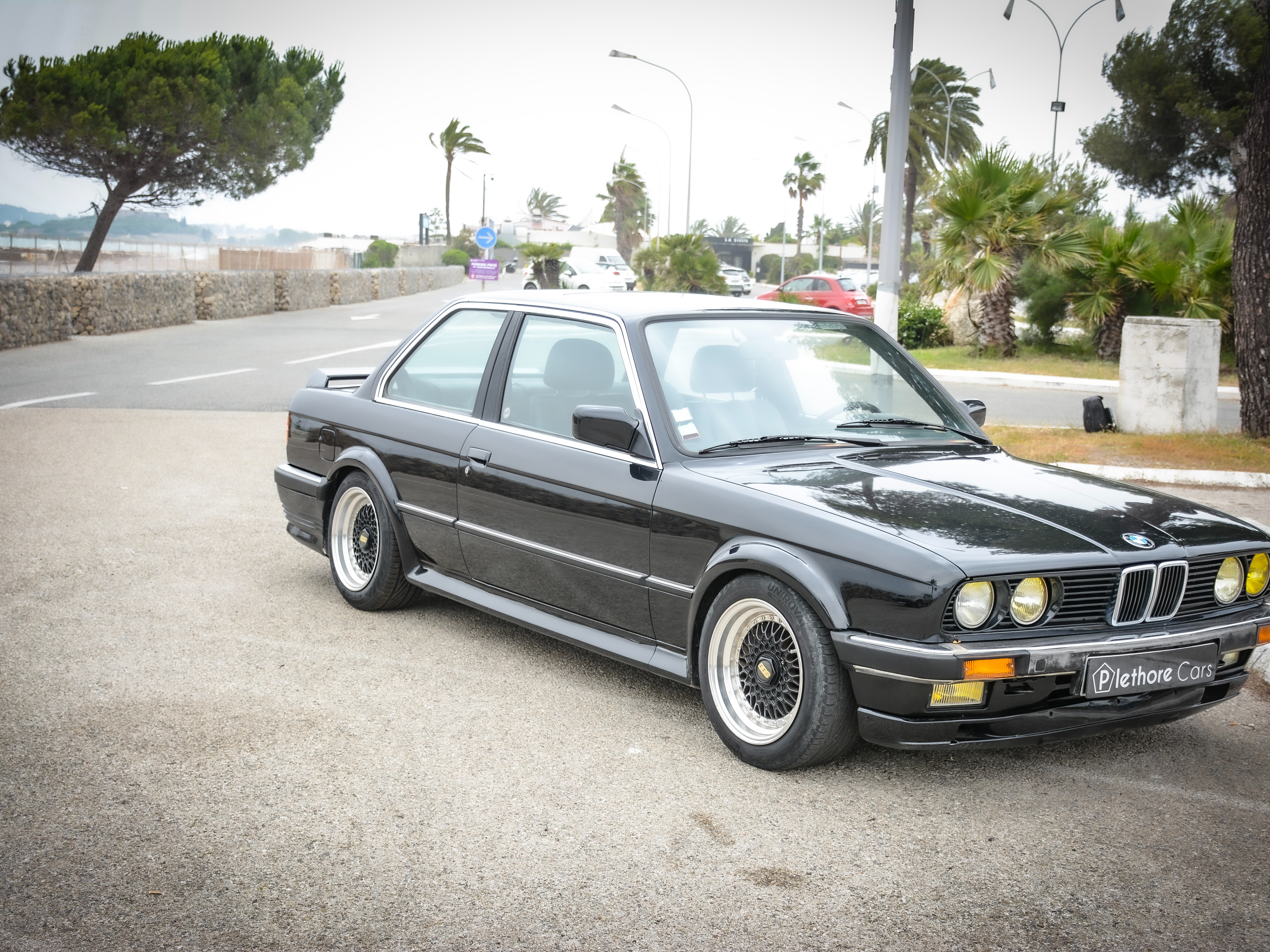 BMW 323i E30