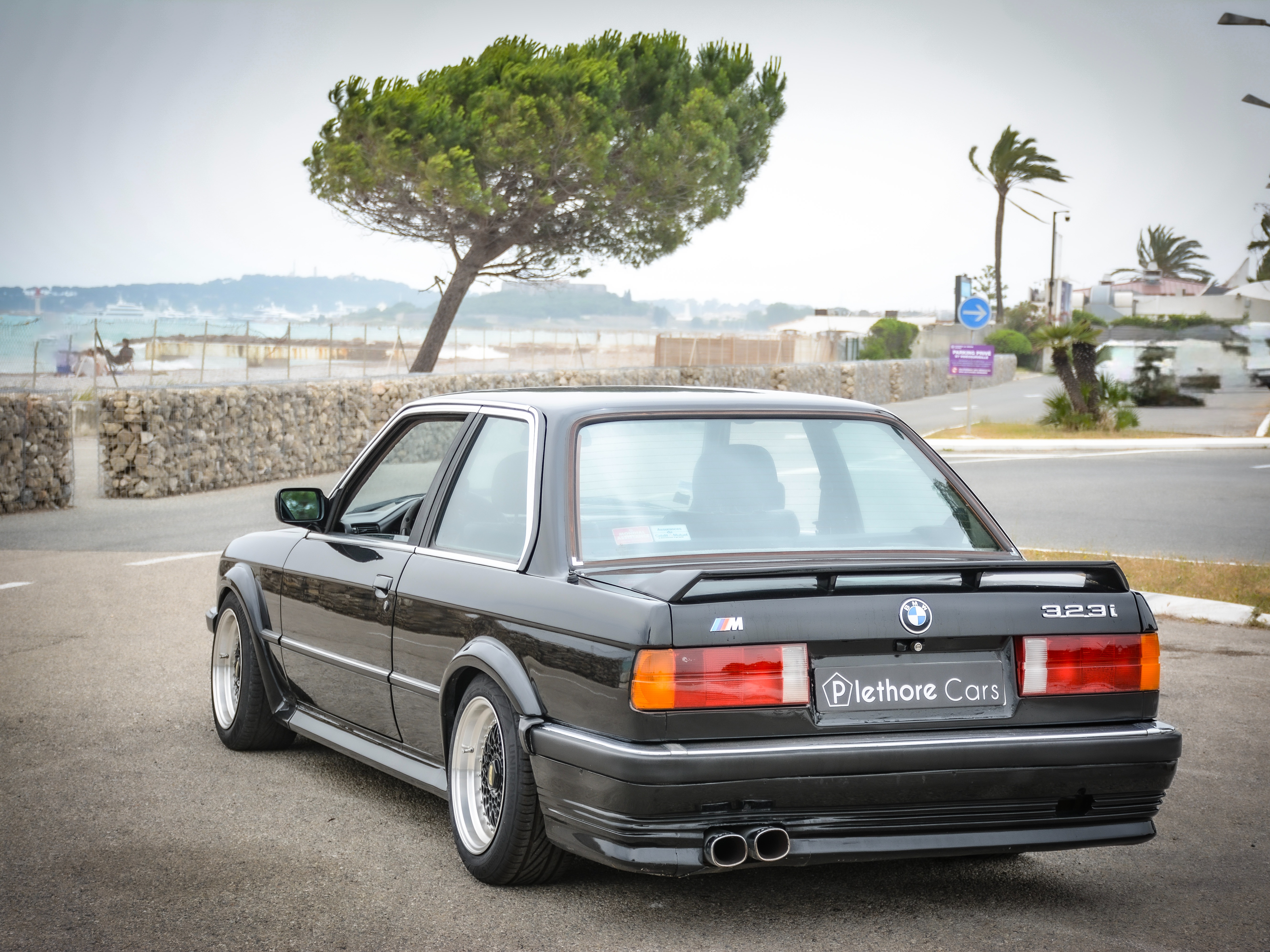 BMW 323i E30