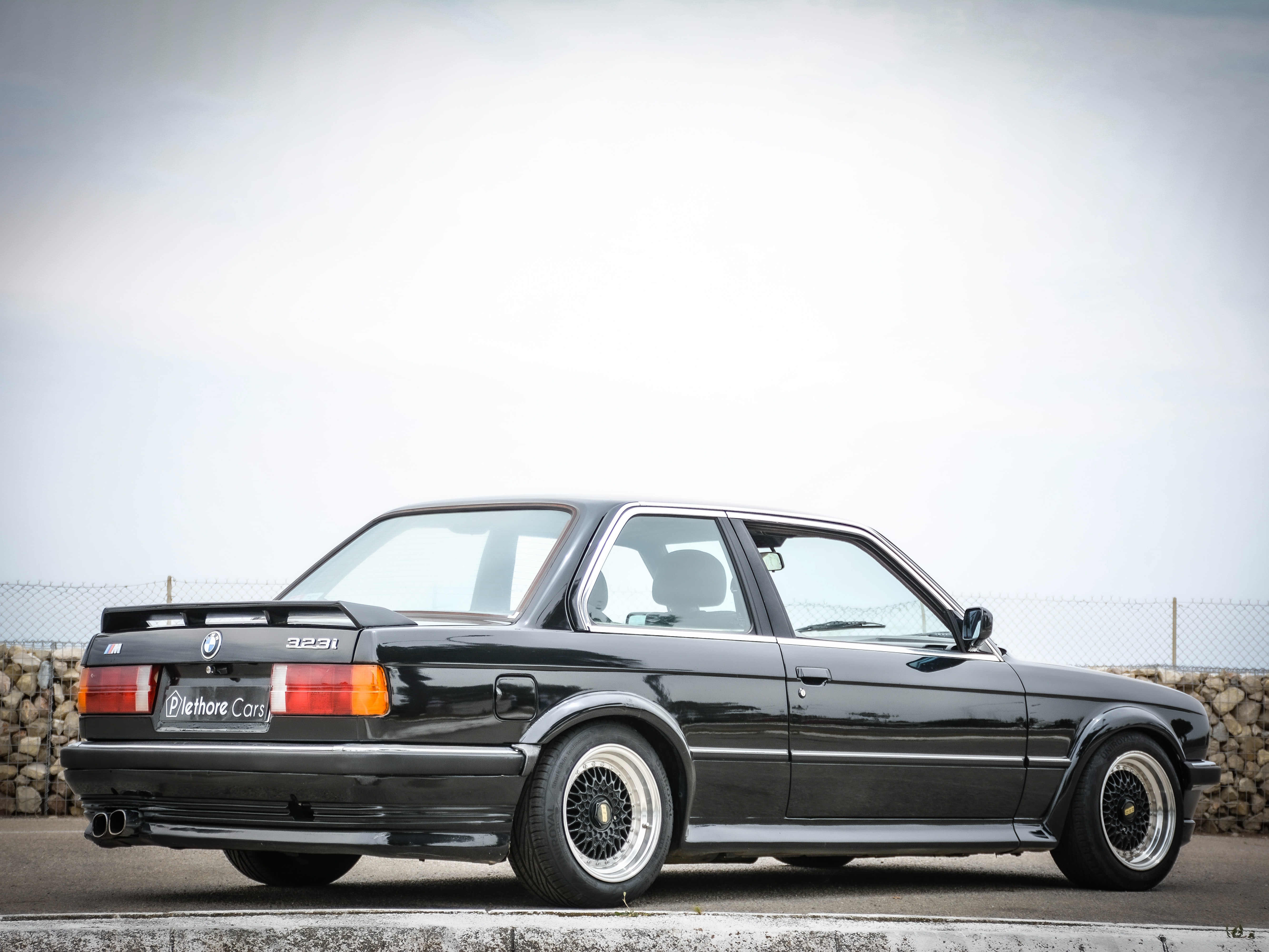 BMW 323i E30