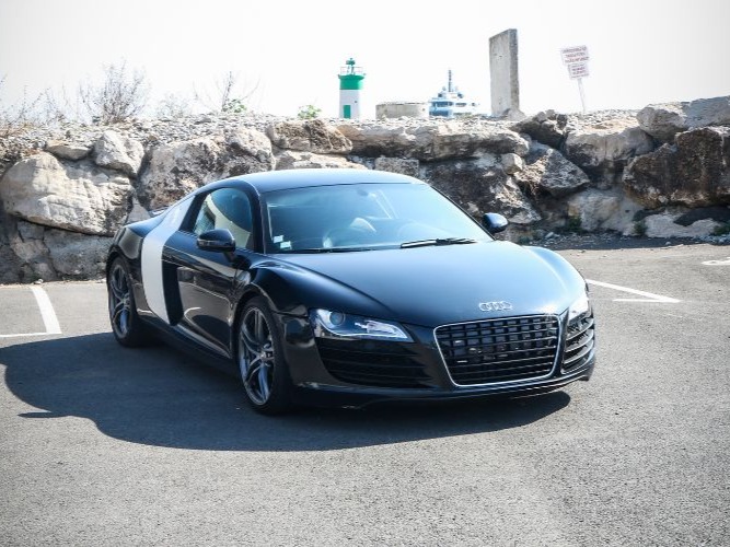 Audi R8