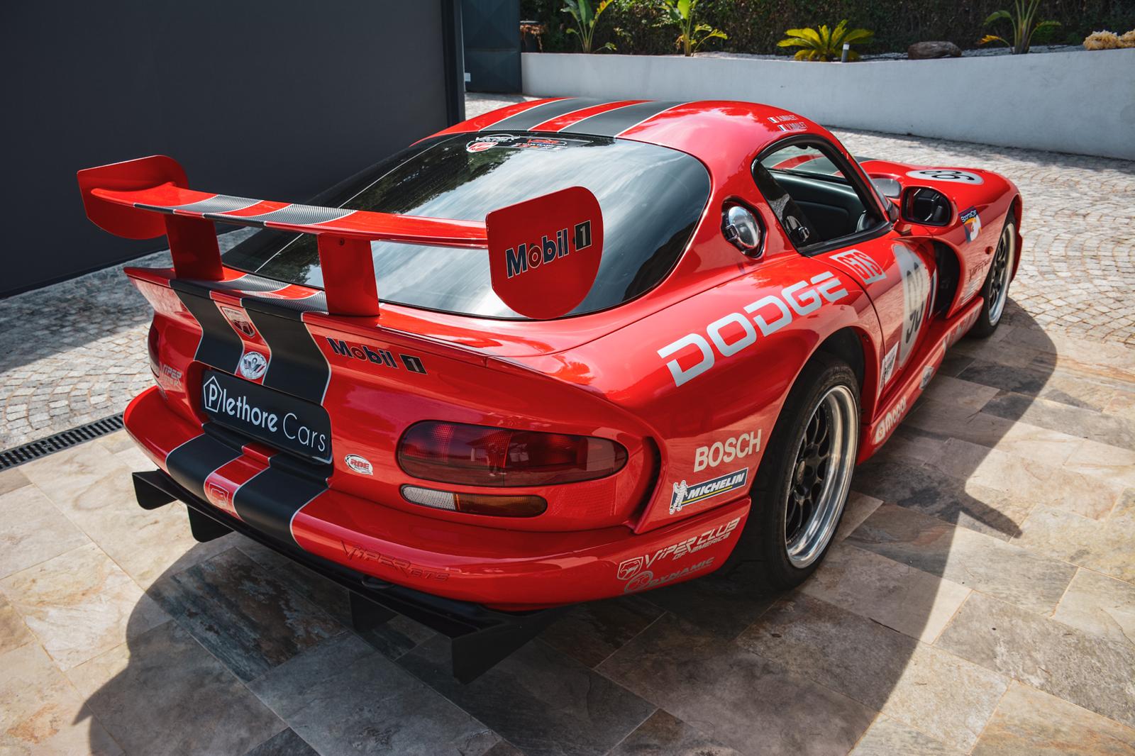 Dodge VIPER GTS 